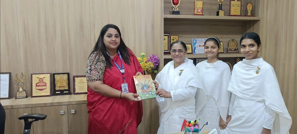 ʺएक वृक्ष माँ के नाम‘ अभियान के अन्तर्गत सघन वृक्षारोपण का आयोजन